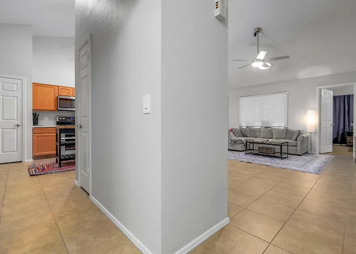 Amazing Pool Backyard Oasis 3-bedroom Getaway Holiday home Chandler